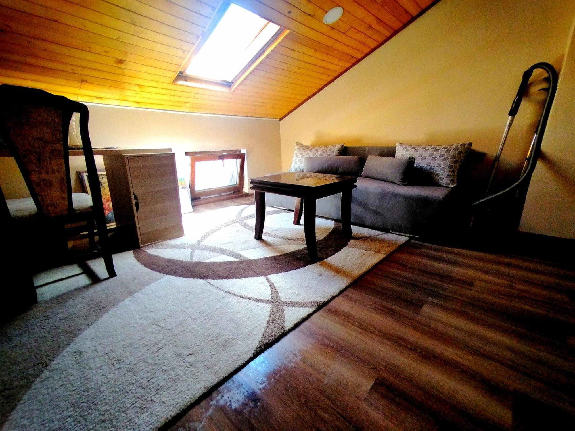 Low Budget Apartment With Breakfast Varna Ngoại thất bức ảnh
